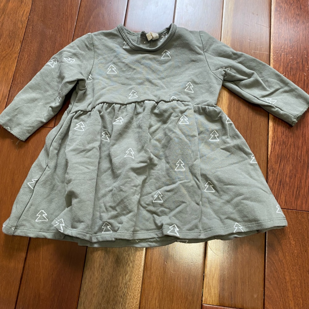 quincy mae christmass tree dress